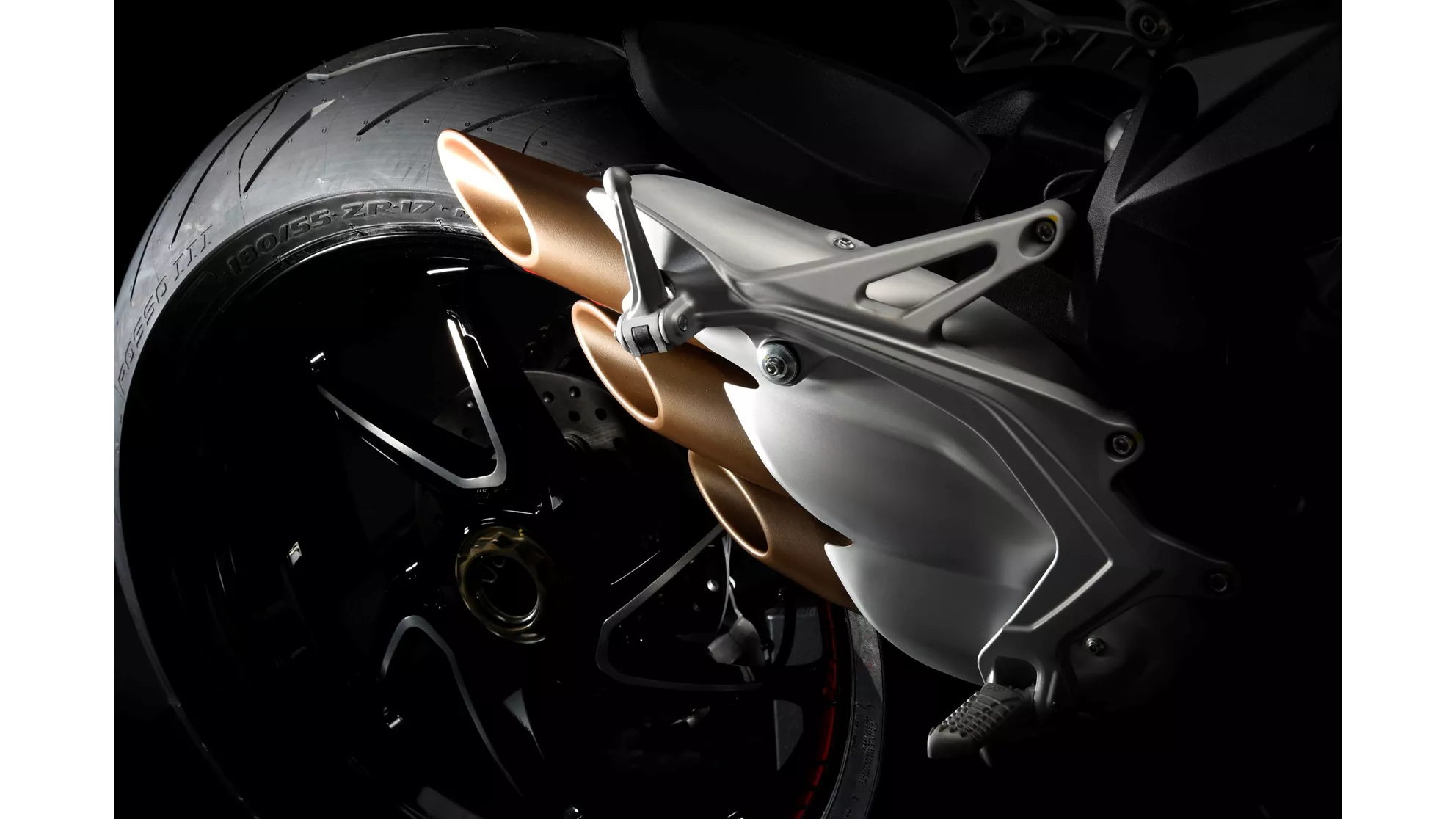 MV Agusta Brutale 800 RR - Image 12 MV Agusta Brutale 800 RR - Image 12